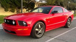 2005 Ford Mustang Deluxe