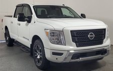 2020 Nissan Titan SV
