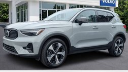 2026 Volvo XC40 B5 Plus