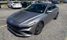 2025 Hyundai Elantra Hybrid Limited
