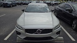 2019 Volvo S60 T5 R-Design