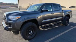 2022 Toyota Tacoma SR