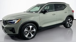2024 Volvo XC40 XC40 Core, B5 AWD Gas (mild hybrid), Gasoline, Dark