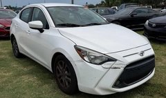 2019 Toyota Yaris LE