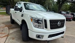 2017 Nissan Titan PRO-4X