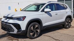 2026 Volkswagen Taos SE 4Motion