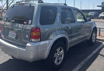 2005 Ford Escape HEV