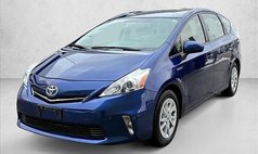 2013 Toyota Prius v Two