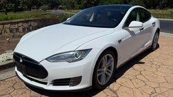 2015 Tesla Model S 70D