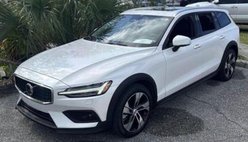 2024 Volvo V60 Cross Country B5 Plus