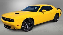 2017 Dodge Challenger SXT Plus