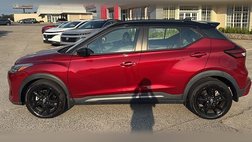 2022 Nissan Kicks SR