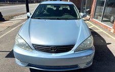2005 Toyota Camry 