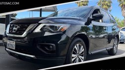 2019 Nissan Pathfinder SV
