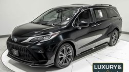 2022 Toyota Sienna XSE 7-Passenger FWD