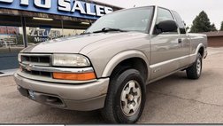 2000 Chevrolet S-10 LS