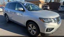 2019 Nissan Pathfinder 4x4 SV