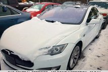 2015 Tesla Model S 70D