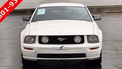 2006 Ford Mustang GT Deluxe