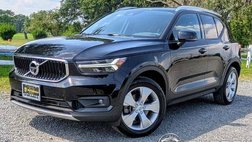 2022 Volvo XC40 T5 Momentum