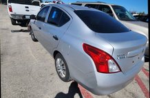 2013 Nissan Versa 1.6 S