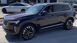 2025 Volvo XC90 T8 Ultra Bright Theme 6P