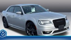 2023 Chrysler 300 Touring L