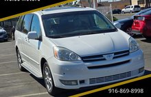 2004 Toyota Sienna 4 Dr XLE Passenger Van
