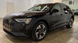 2022 Audi e-tron quattro Premium