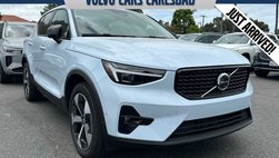 2026 Volvo XC40 B5 Plus