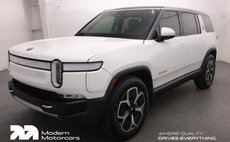 2024 Rivian R1S Adventure