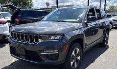 2023 Jeep Grand Cherokee Base