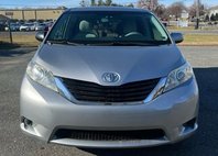 2012 Toyota Sienna LE
