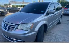 2014 Chrysler Town and Country S
