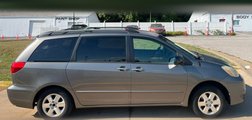 2004 Toyota Sienna LE