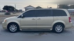 2010 Chrysler Town and Country Touring Plus