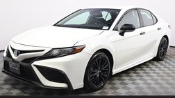 2022 Toyota Camry Hybrid SE Nightshade