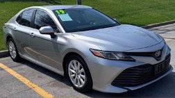 2019 Toyota Camry LE FWD