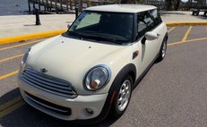 2012 MINI Cooper Hardtop Base