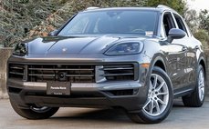 2025 Porsche Cayenne Base