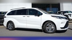 2023 Toyota Sienna XSE 7-Passenger