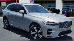 2023 Volvo XC60 Recharge T8 Core Bright Theme