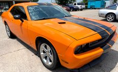 2014 Dodge Challenger SXT Plus