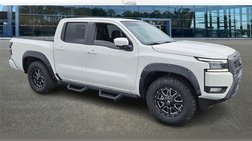 2025 Nissan Frontier SL