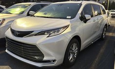 2025 Toyota Sienna Limited 7-Passenger