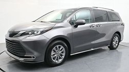 2024 Toyota Sienna XLE