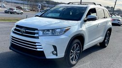 2017 Toyota Highlander SE