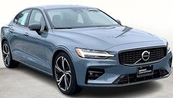 2024 Volvo S60 B5 Core Dark Theme
