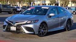 2022 Toyota Camry Hybrid SE