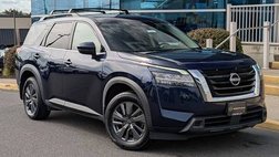 2022 Nissan Pathfinder SV